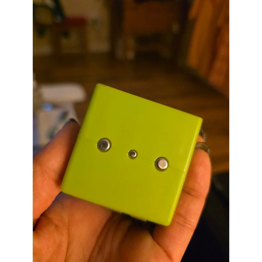 Radica Cube World‎ Series 2 Dusty LimeGreen Handheld ElectronicGame 2005 Vintage
